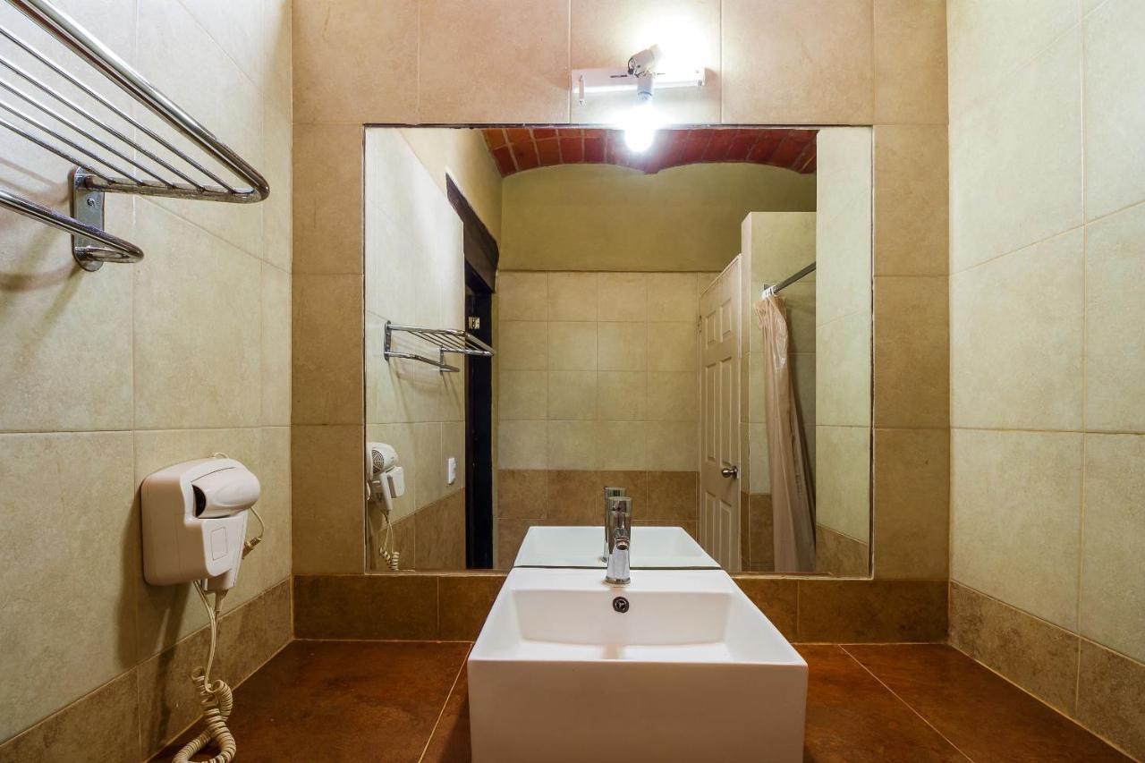 Hotel Hacienda Coyotes Zapotlanejo Luaran gambar